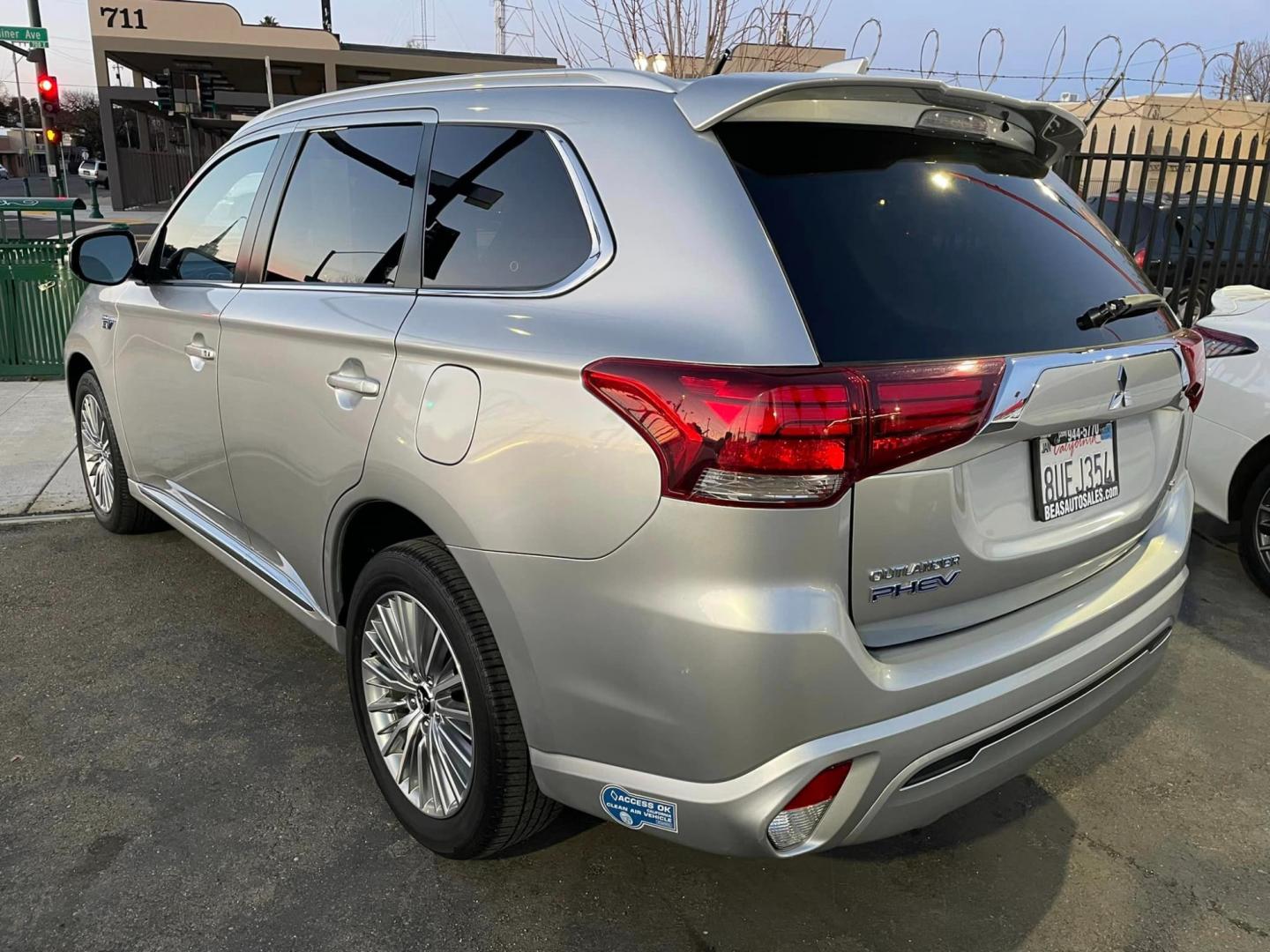 2020 SILVER /BLACK Mitsubishi Outlander PHEV (JA4J24A59LZ) , located at 744 E Miner Ave, Stockton, CA, 95202, (209) 944-5770, 37.956863, -121.282082 - Photo#13